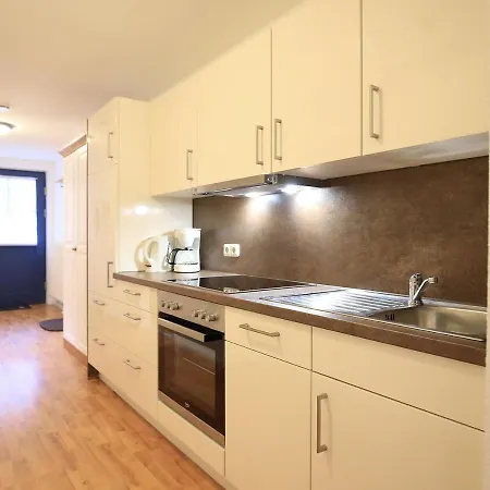 Papillon 04-4 Boltenhagen (Ostseebad)